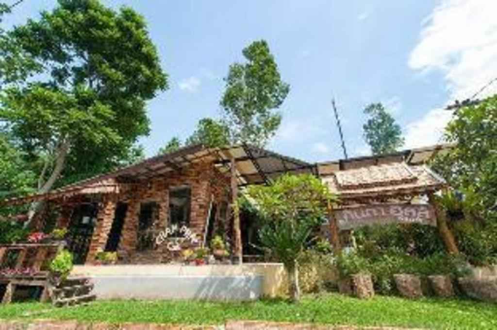 Kanta Hill Resort Nakhon Si Thammarat Exterior photo