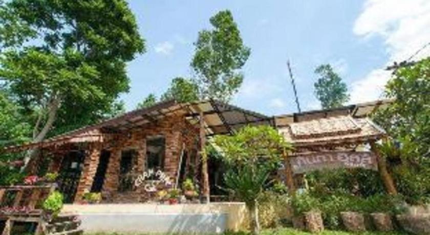Kanta Hill Resort Nakhon Si Thammarat Exterior photo
